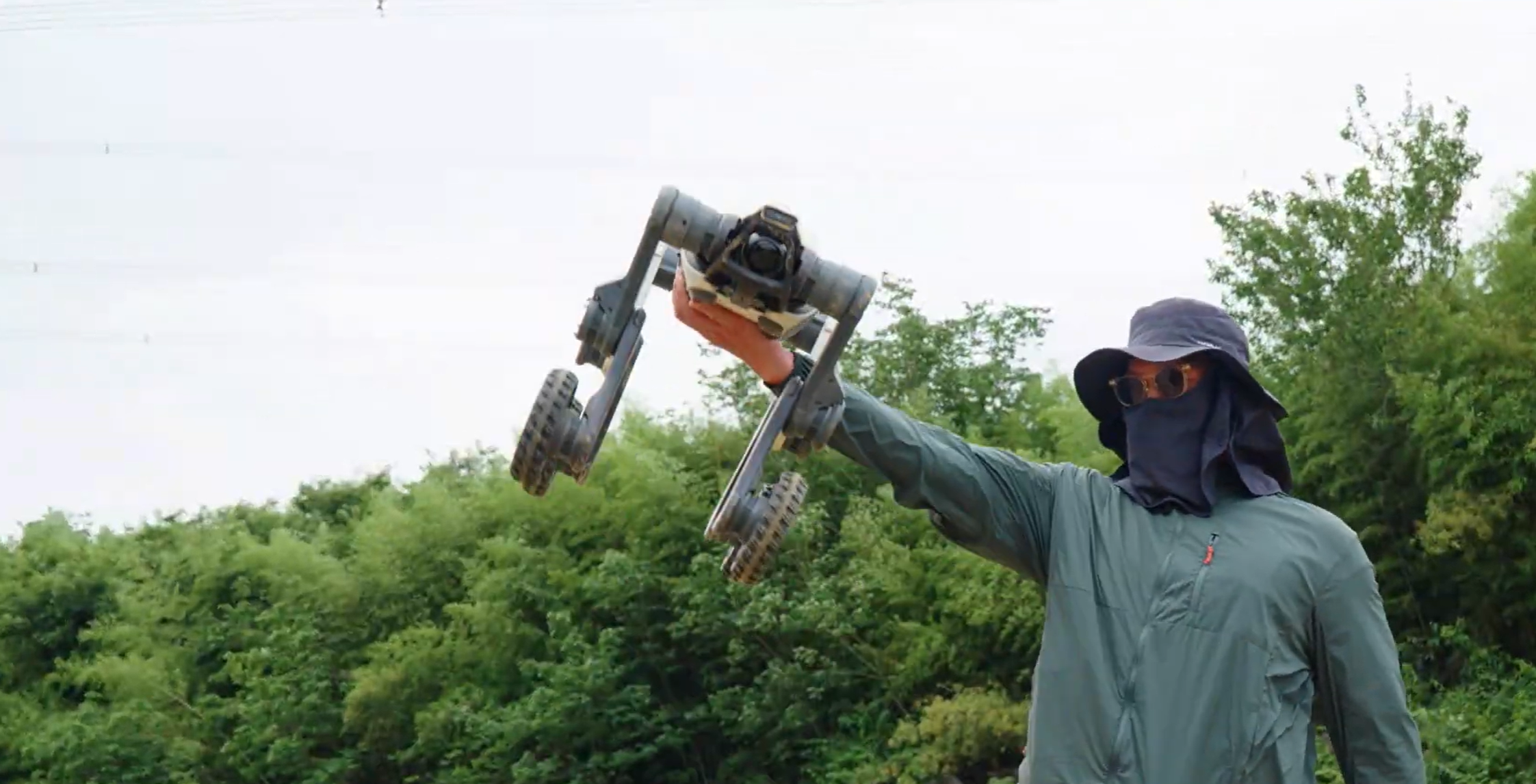 Single-Person Portable Lightweight Design