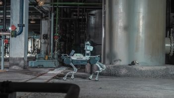 모빌리오_로봇개__4족보행로봇_mobilio_quadrupeed_X30_DSCF2049